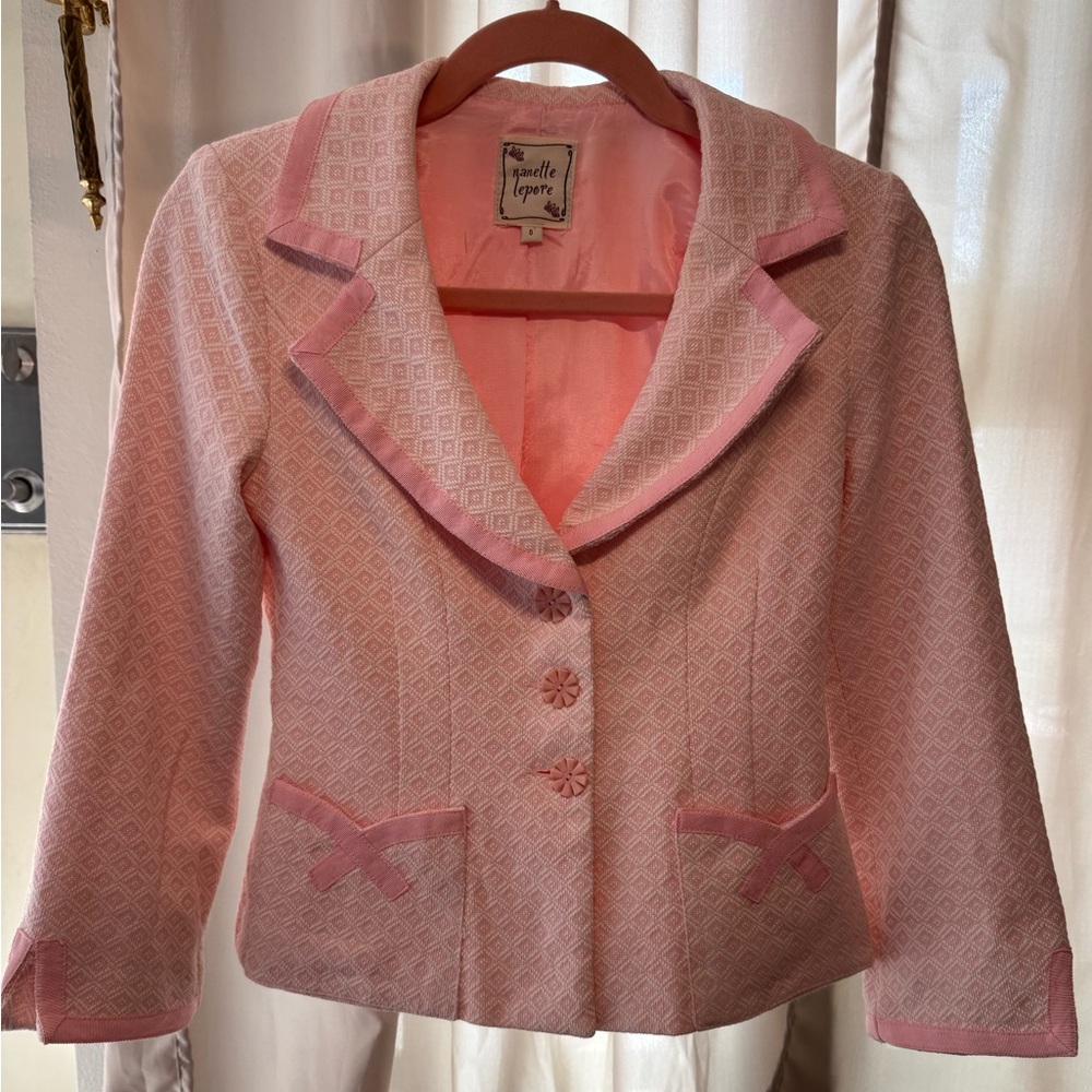 Vintage 90’s Nanette Lepore Light Pink Textured Blazer